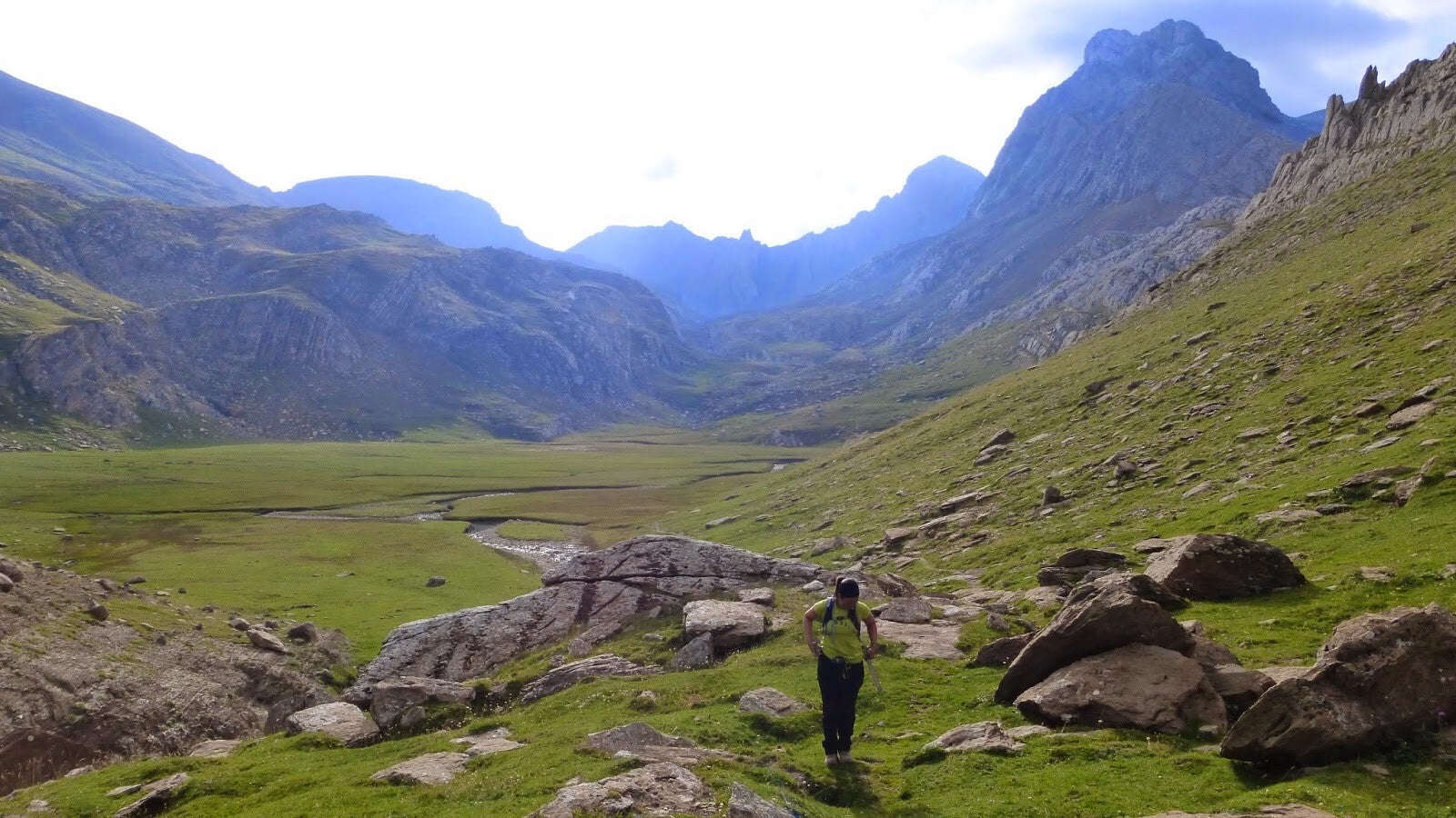 Refugio de Lizara - Valle de Aragüés del Puerto - Valles occidentales