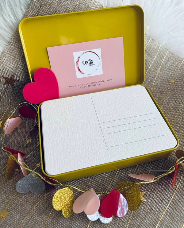 De recht-uit-het-hart-box met blanco postkaarten