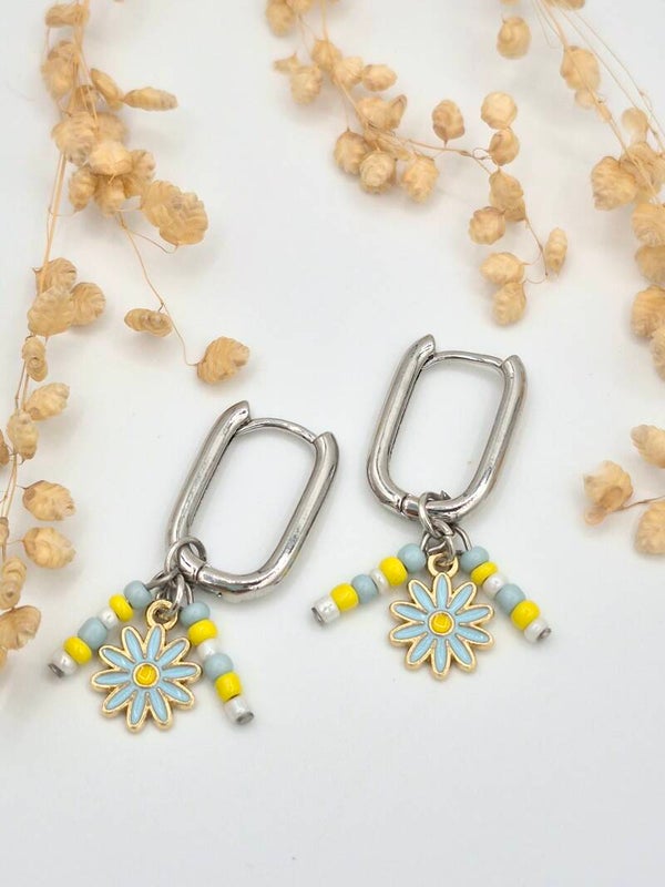 Oorringetjes met bedels | Daisy
