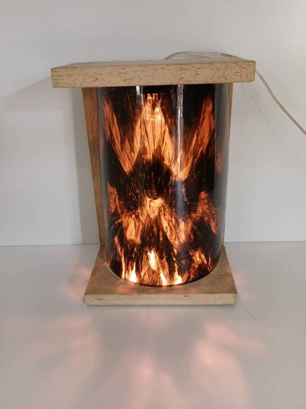 Sfeerlamp in epoxy rood/zwart