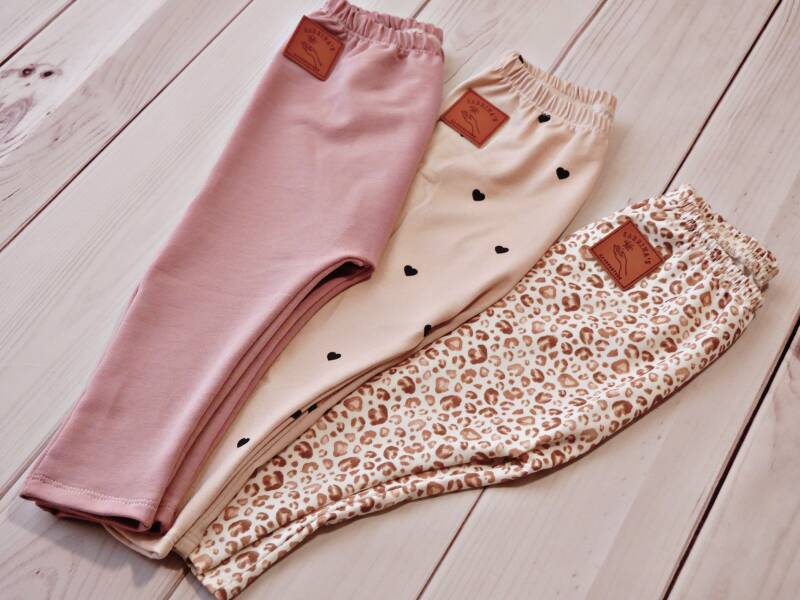 anliegende bequeme  Hose