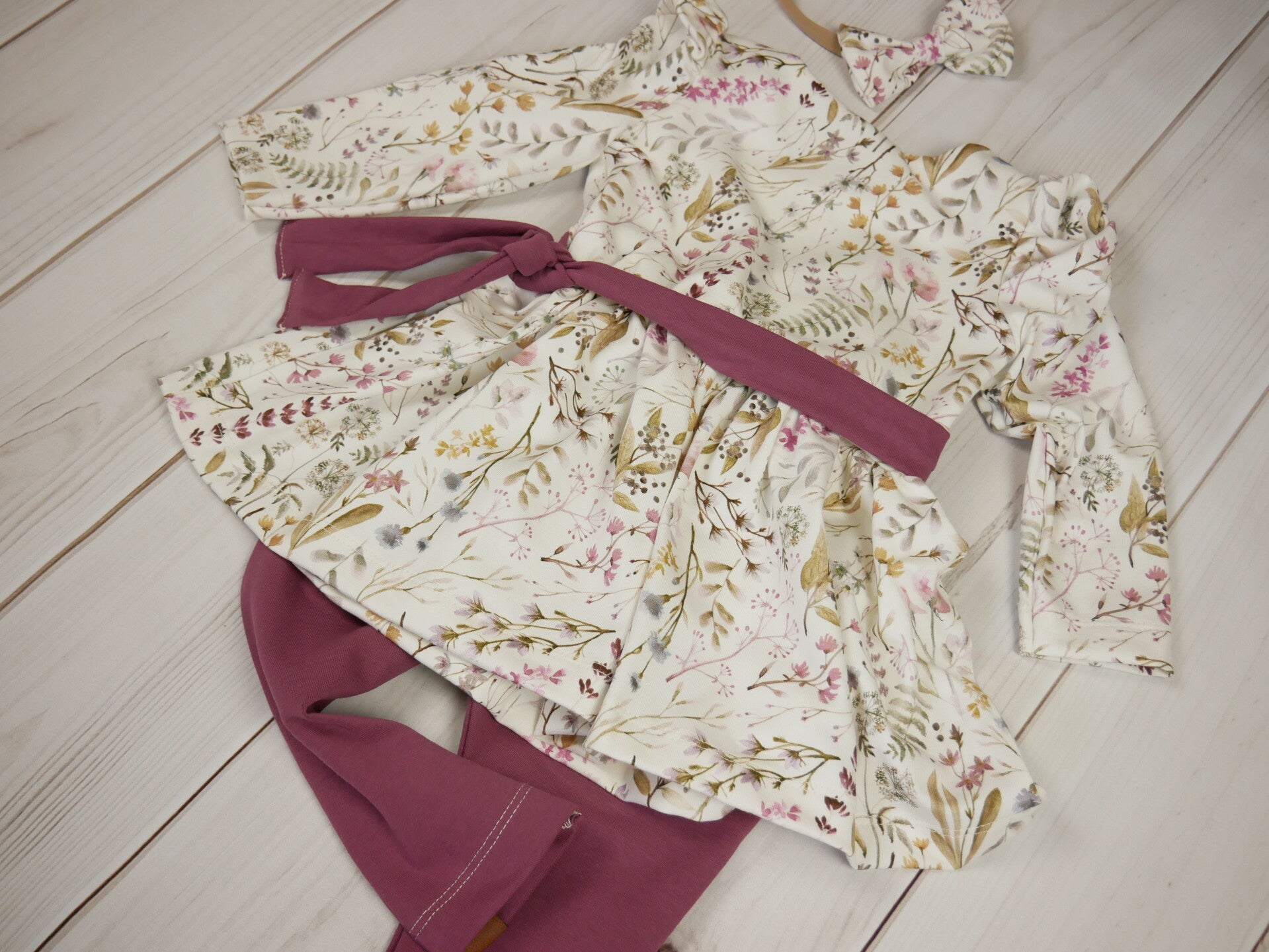 Chices Outfit, Taufoutfit, Blumenmädchen