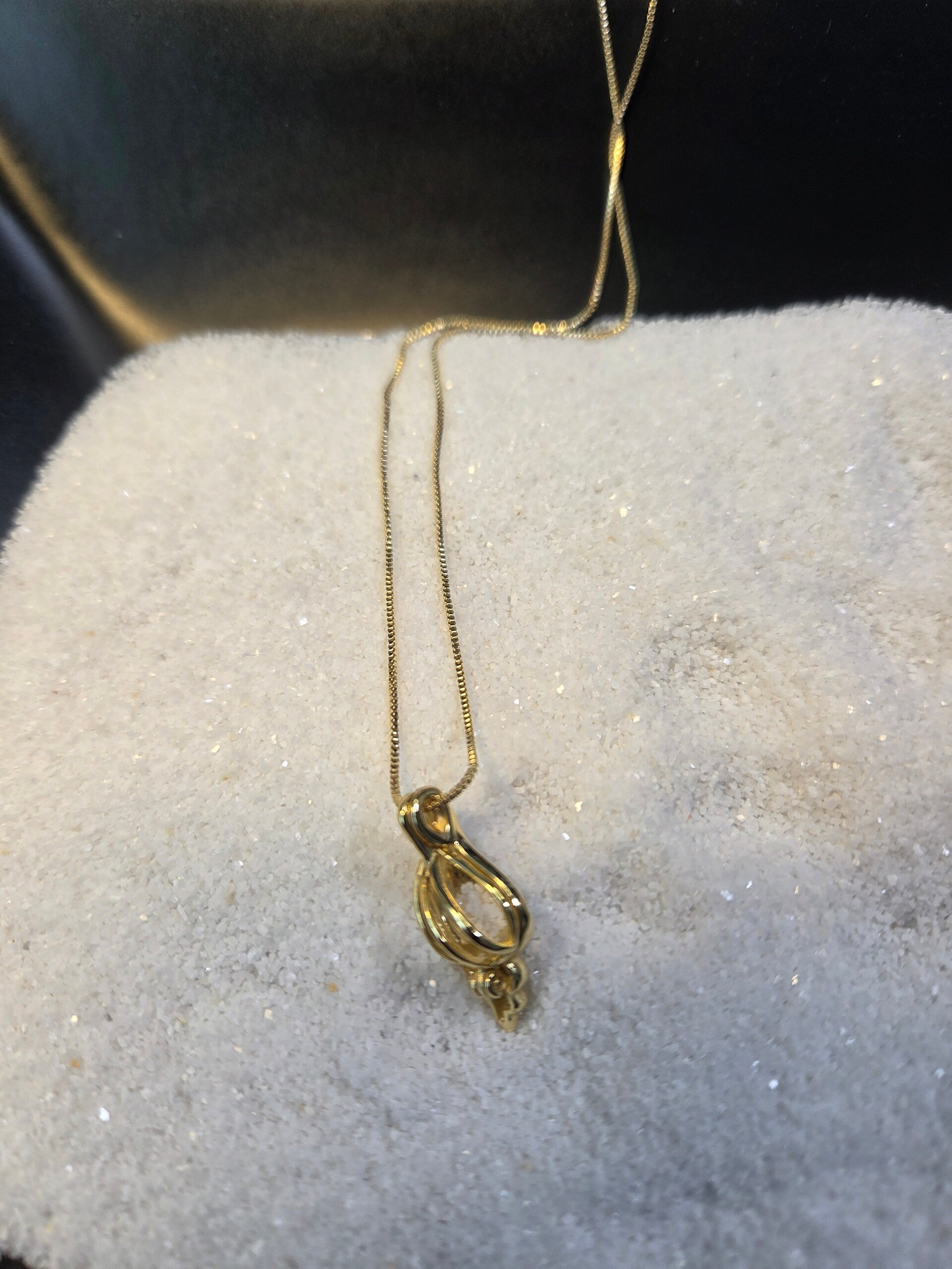 Gold Shell Cage Pendant with 18" inch Necklace