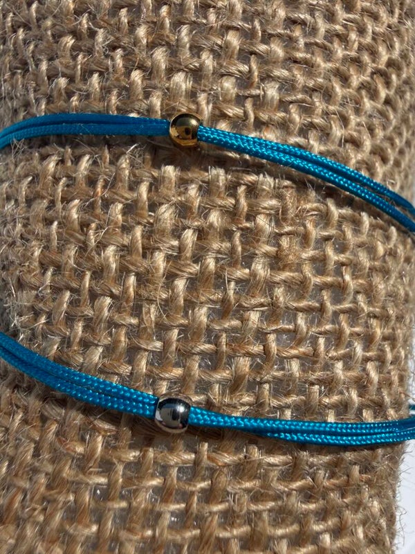 Bracelet en cordon satinée perle argentée