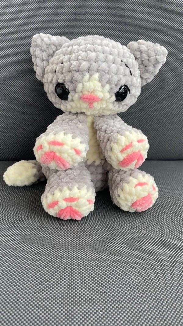 Minka die Cuddle Kitty