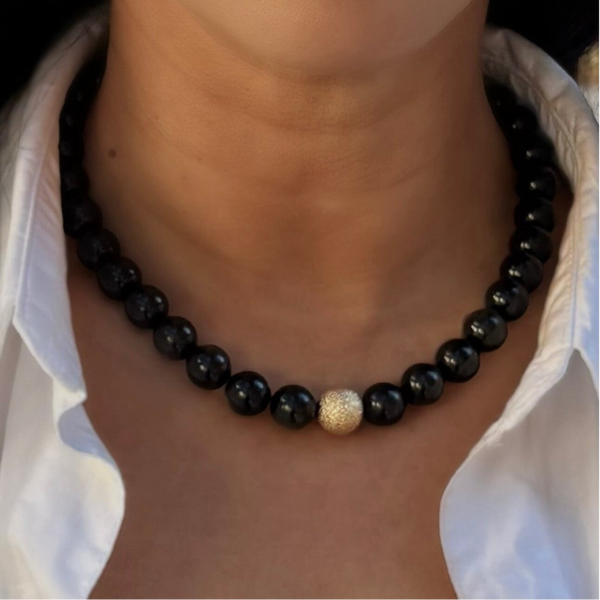 Le collier Moon