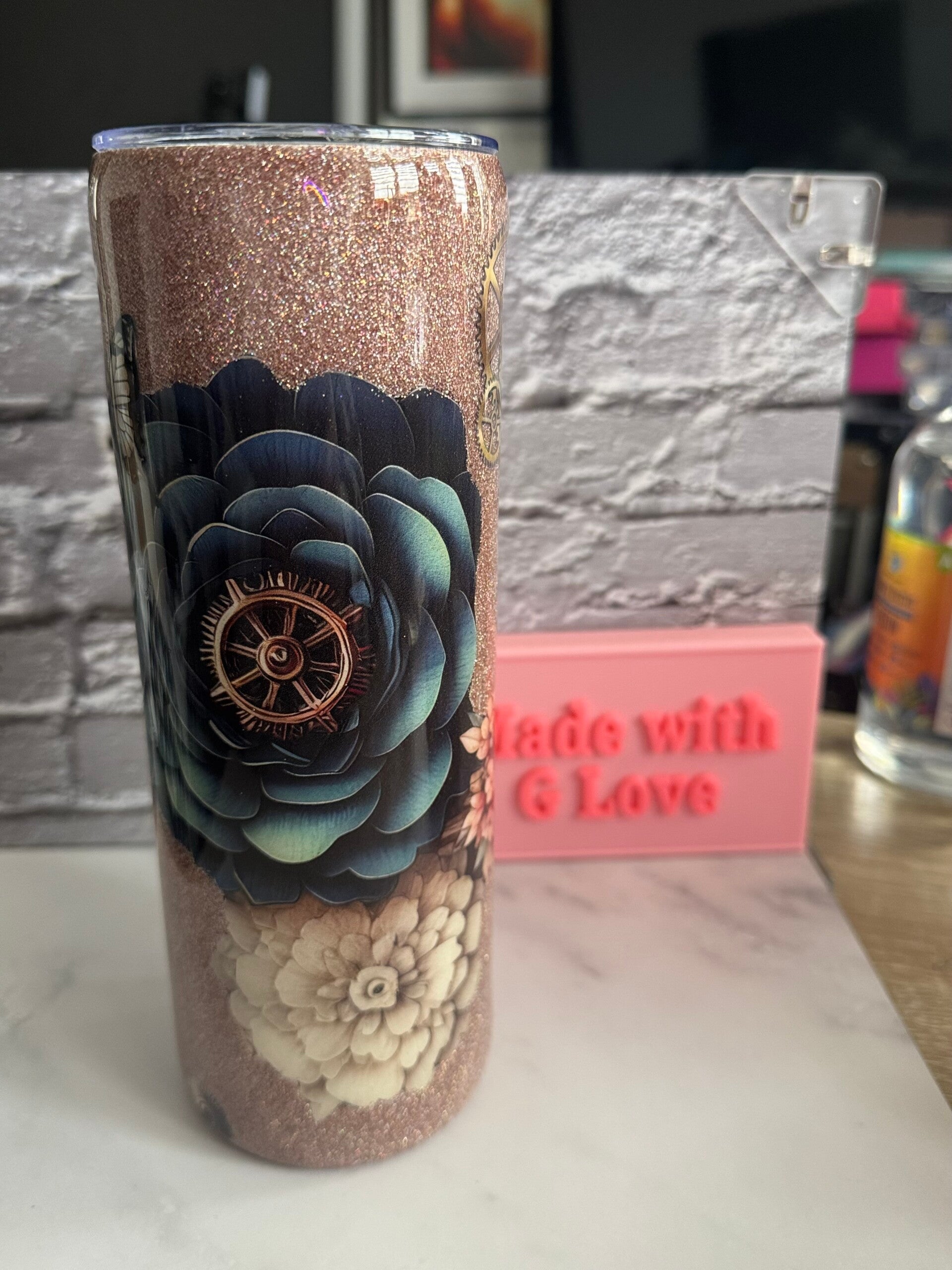 Don't Watch the Clock Sparkle cup for hot and cold drinks