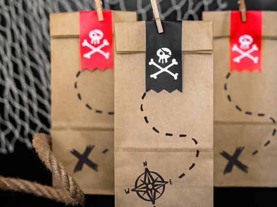 Uitdeel zakjes  Piraten