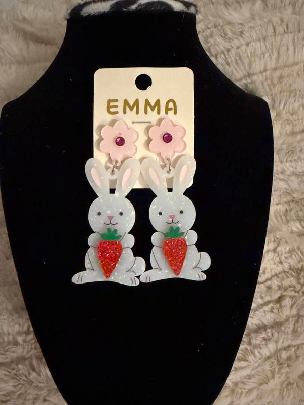 Bunny and carrot earrings