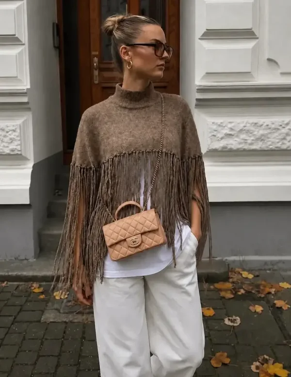 Trui franjes taupe