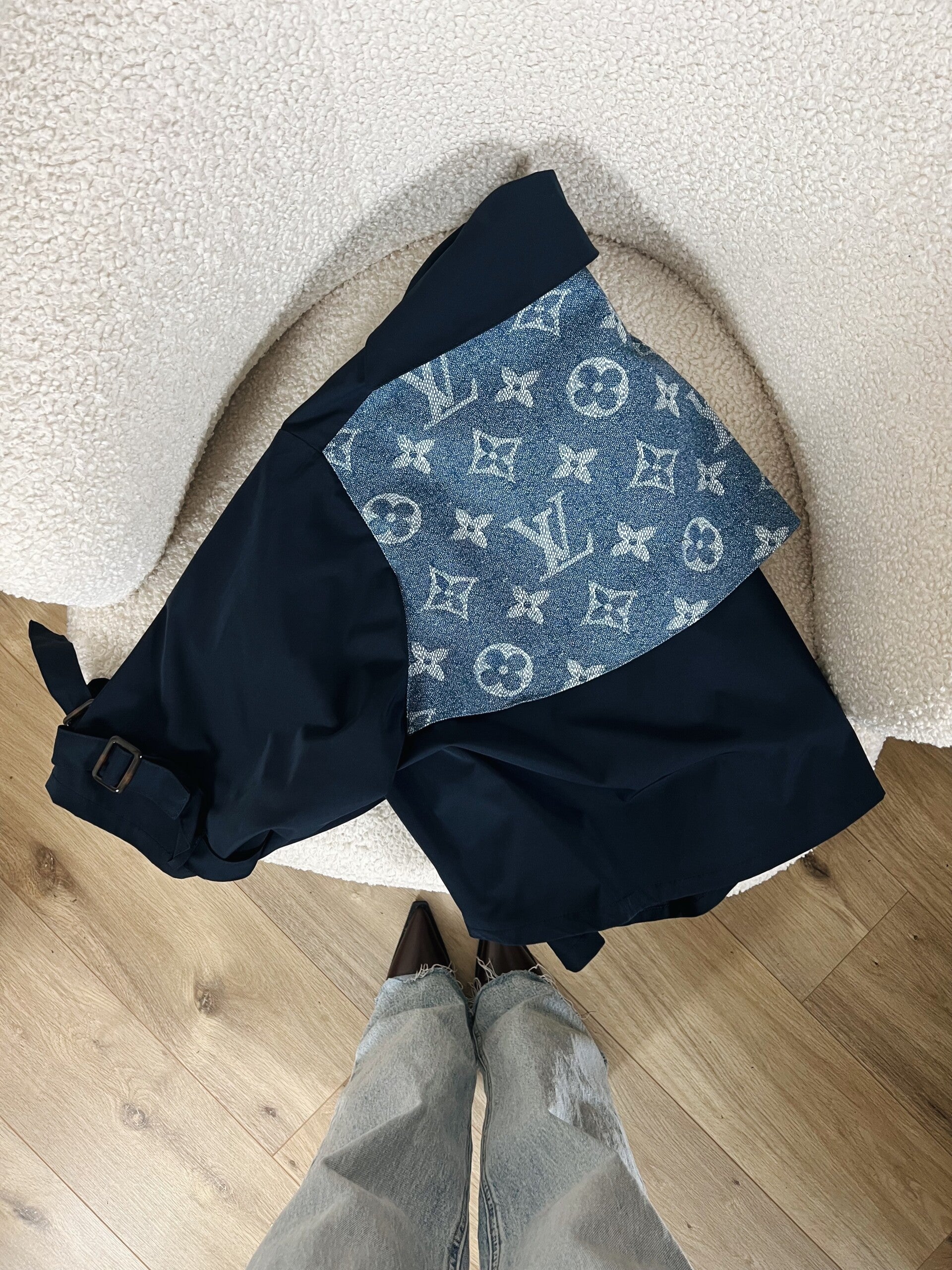 Trenchcoat/blouse Attire Amsterdam LV print