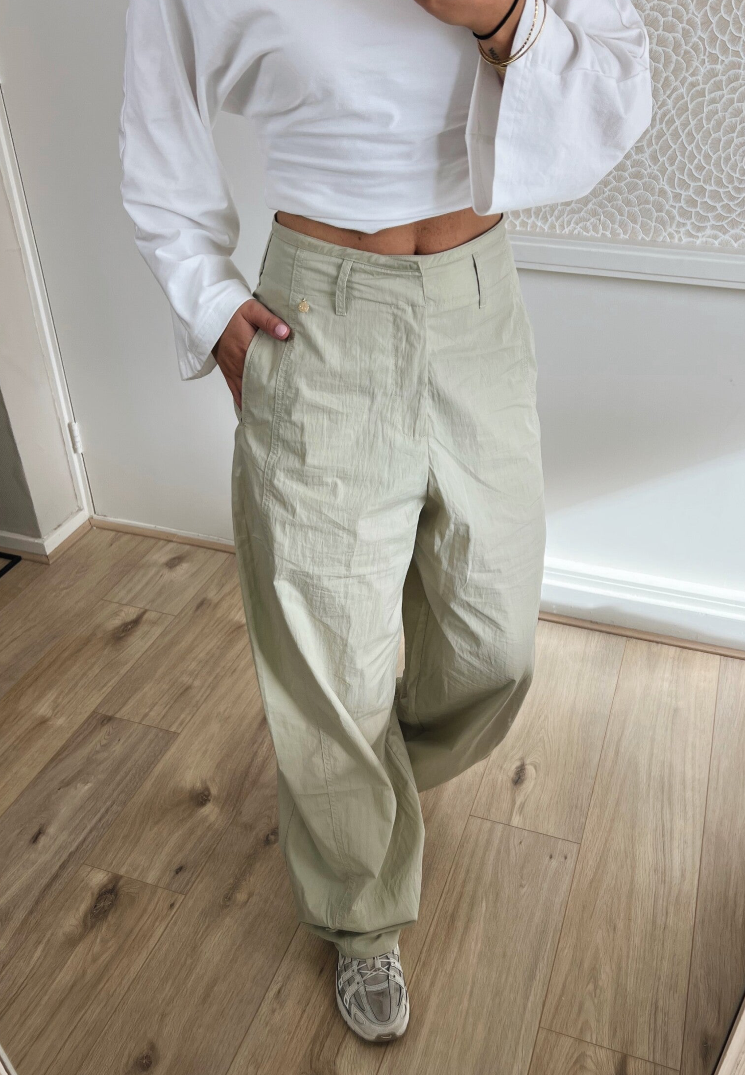 Broek parachute licht groen