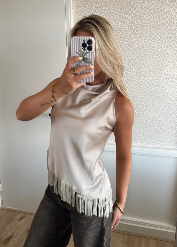 Top franjes creme