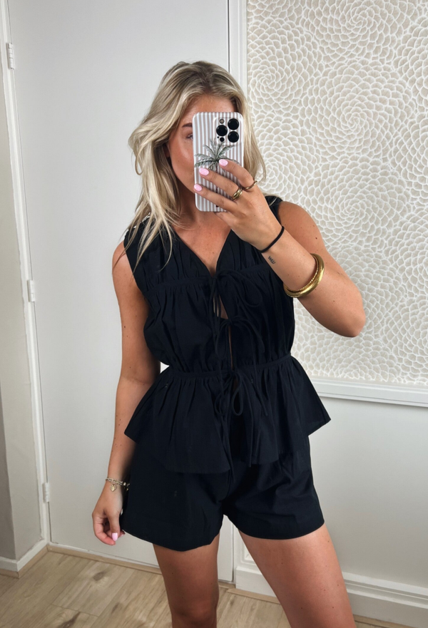 Set top short zwart strikjes