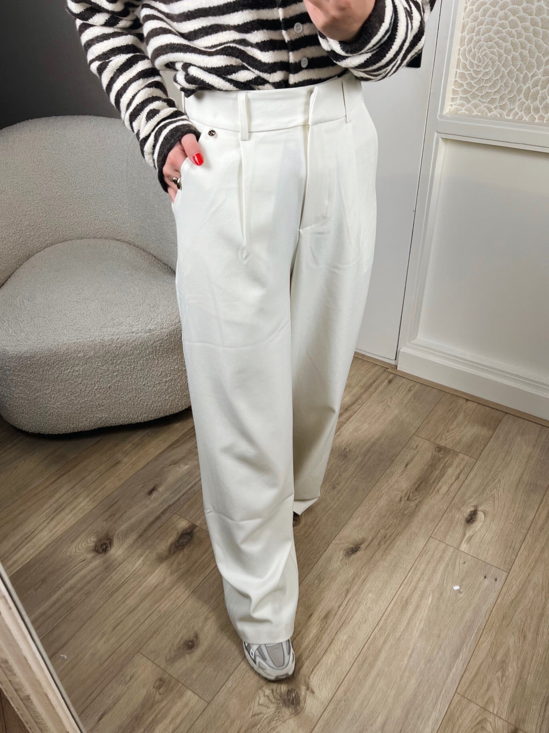 Pantalon creme Ambika Gris