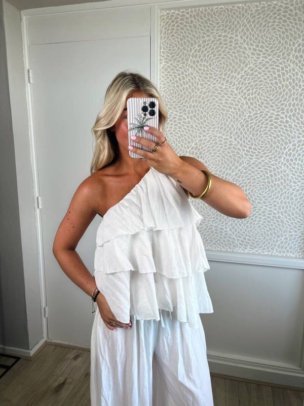 Top ruffle wit one shoulder