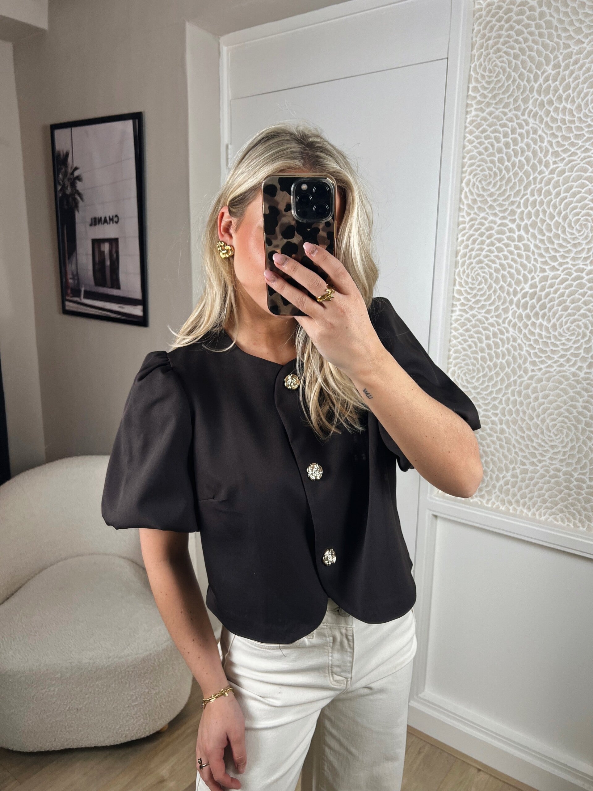 Top pofmouw gouden knopen bruin