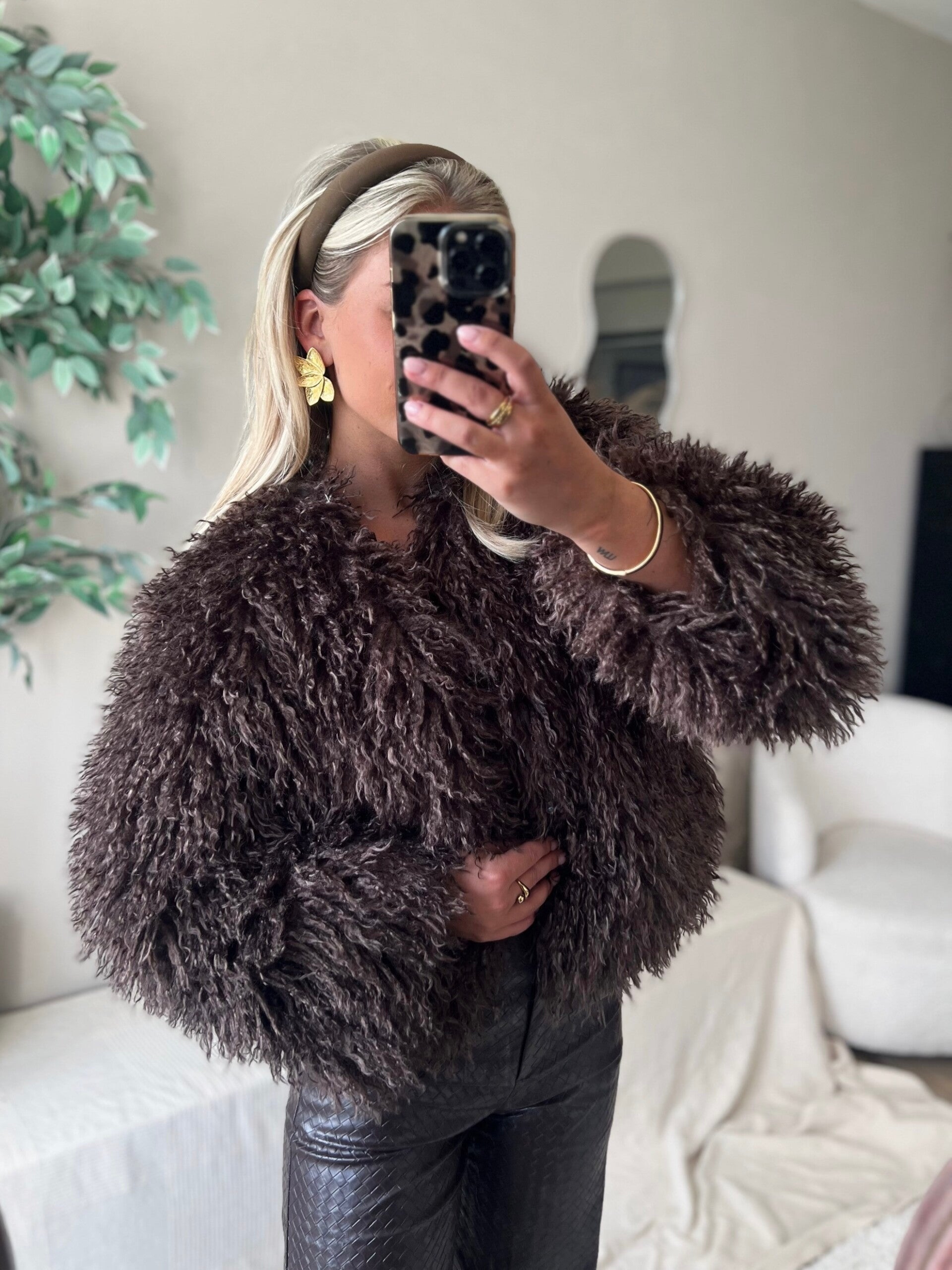 Jasje haartjes bruin Anne Ambika