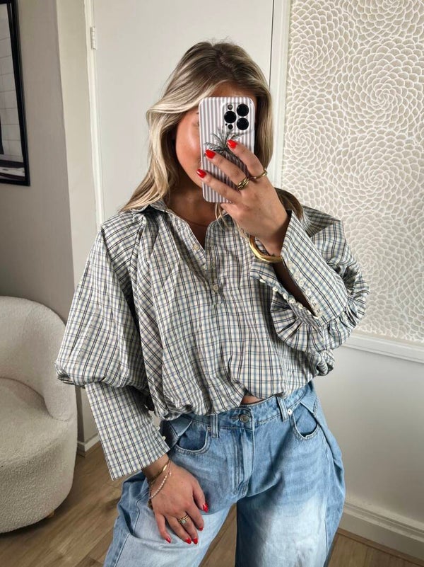 Blouse cropped ruit lichtblauw