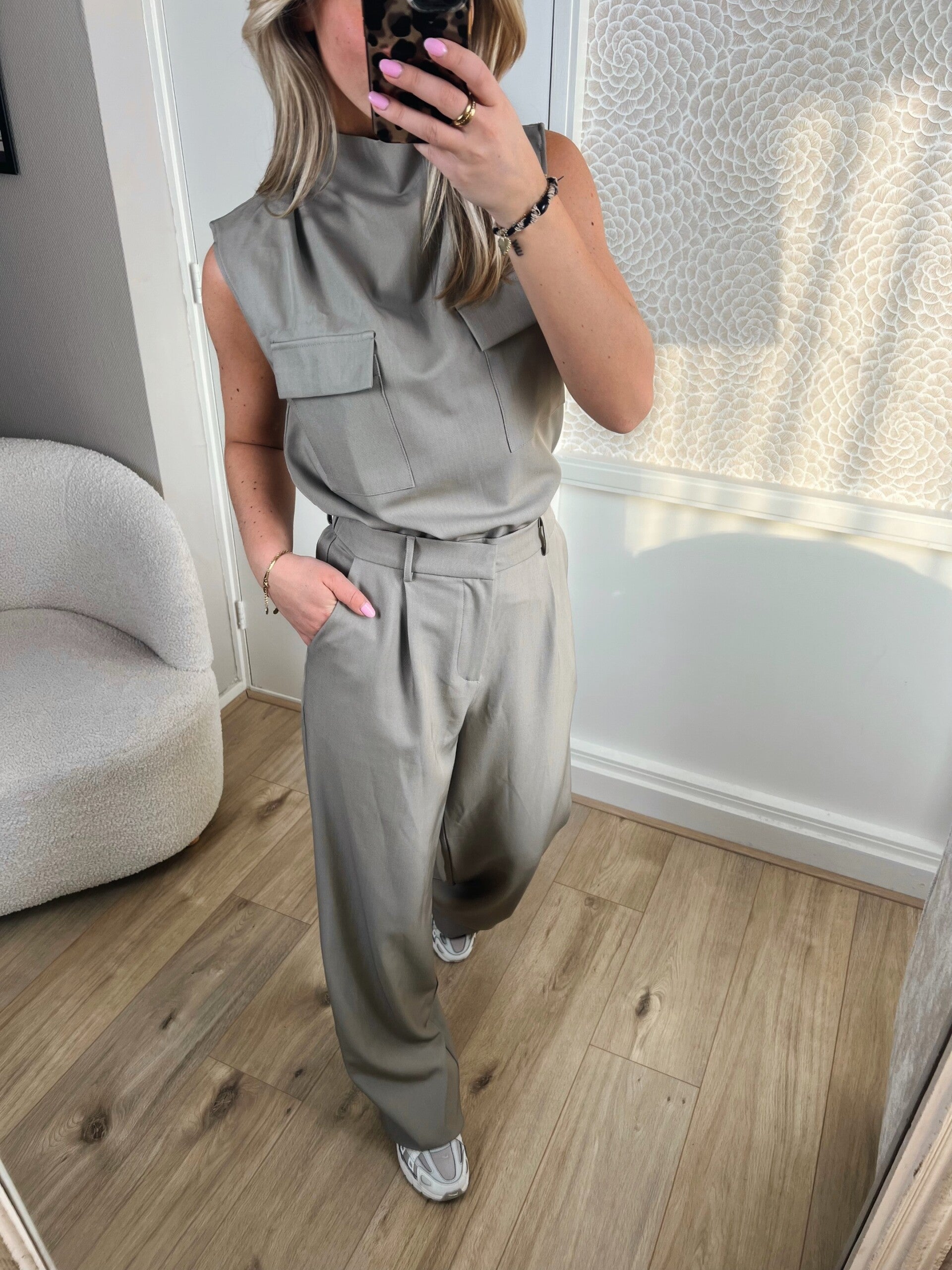 Pantalon taupe grijs (set met top)