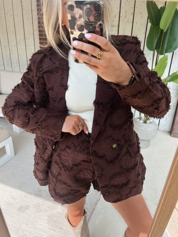 Short haartjes bruin