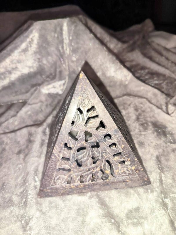Bougeoir en Pierre de Stéatite, pyramide
