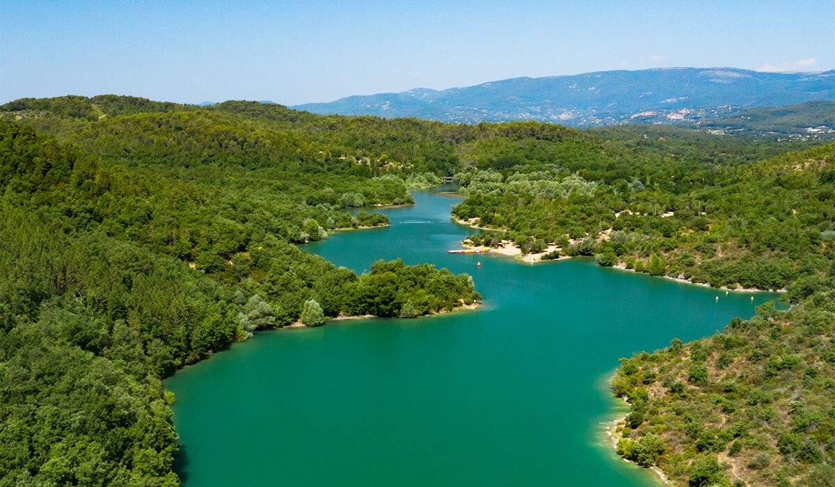 ​🎣 La Randonnée des Eaux Rouges : Le Lac de Saint-Cassien et les vallons de Pèbres (2 Jours)