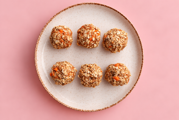 Energy Balls carottes, bananes, beurre de cacahuète & flocons d'avoine (6 PCS)