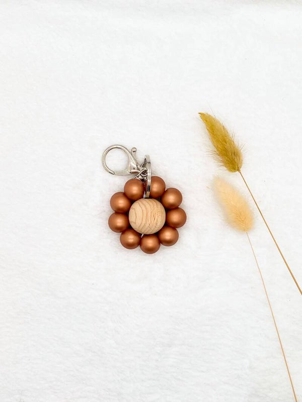 Bloem sleutelhanger | parelmoer koper