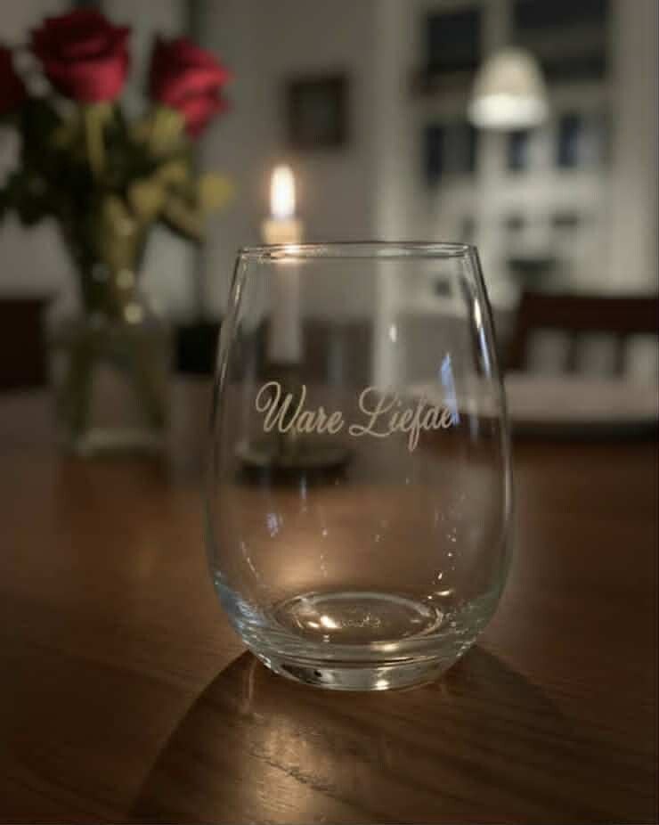 Geëtst holografisch waterglas (gepersonaliseerd)