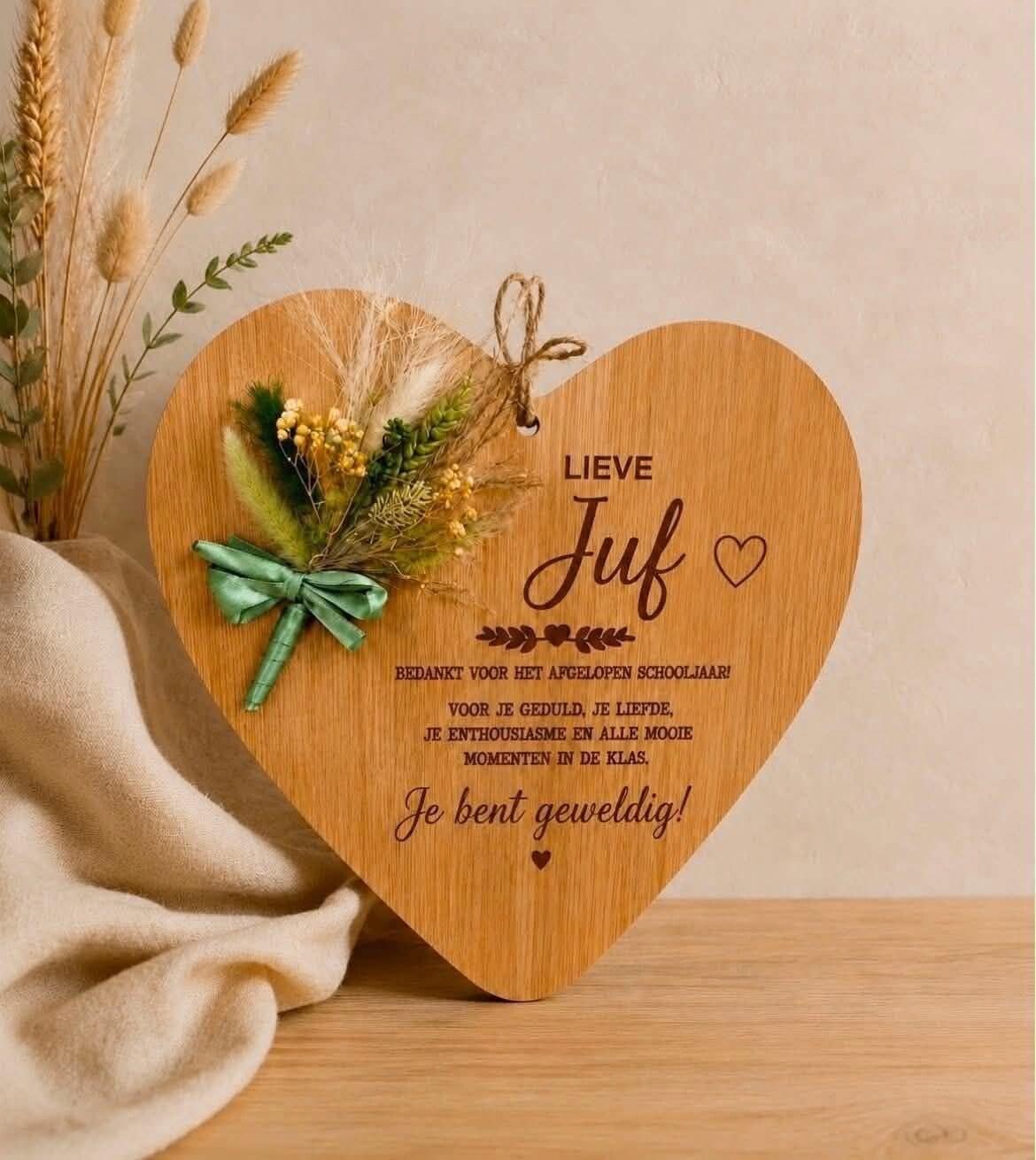Houten hart plank - einde schooljaar