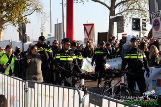 zaan0118-3.jpg