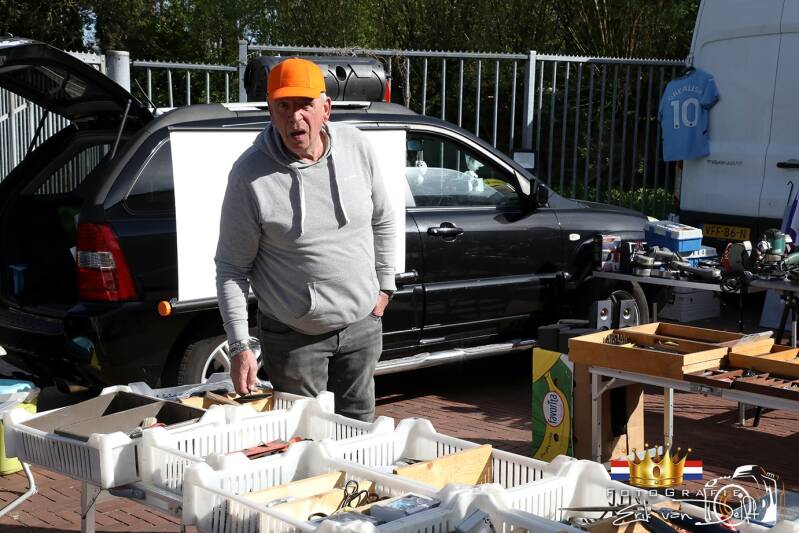 zaan2667-standard.jpg