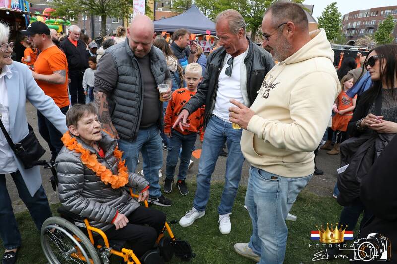 zaan2892-standard.jpg