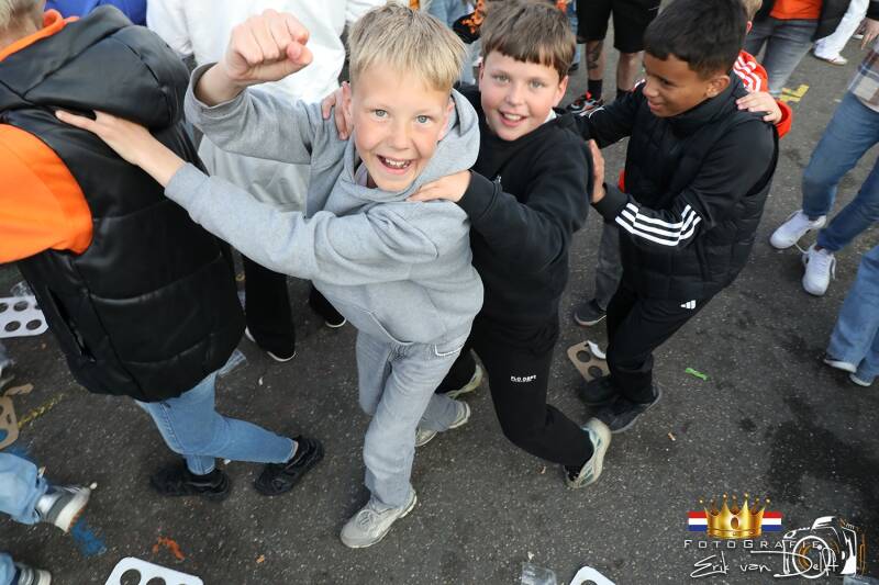 zaan2982-standard.jpg