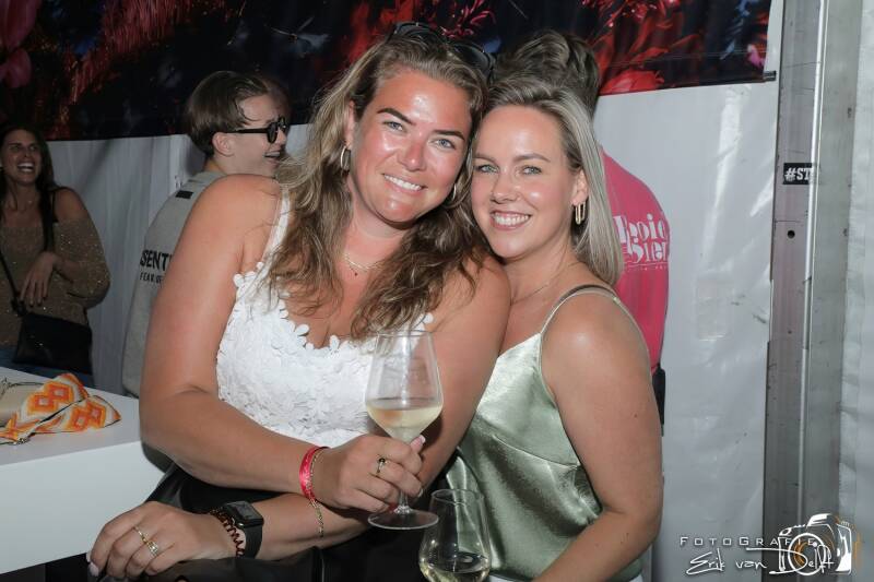zaan3928-standard.jpg