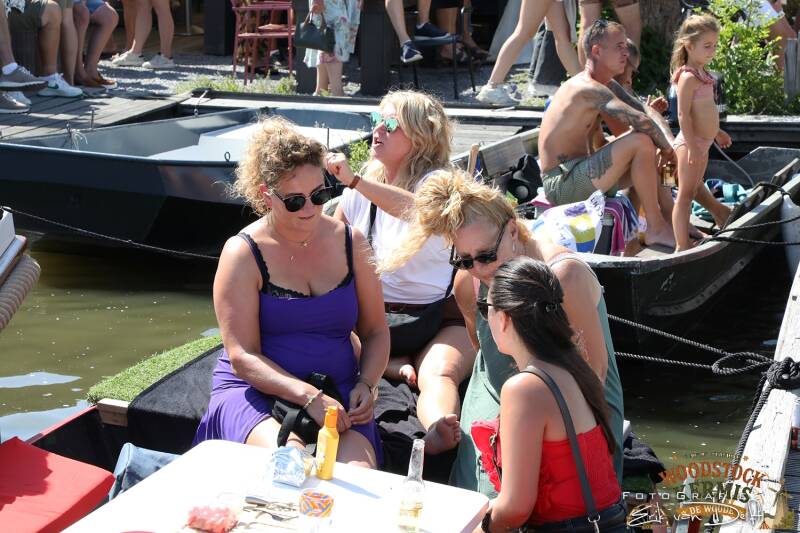 zaan5255-standard.jpg