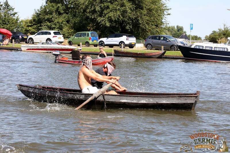 zaan5279-standard.jpg