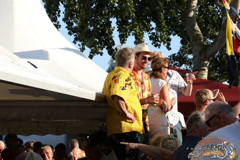 zaan5473-standard.jpg