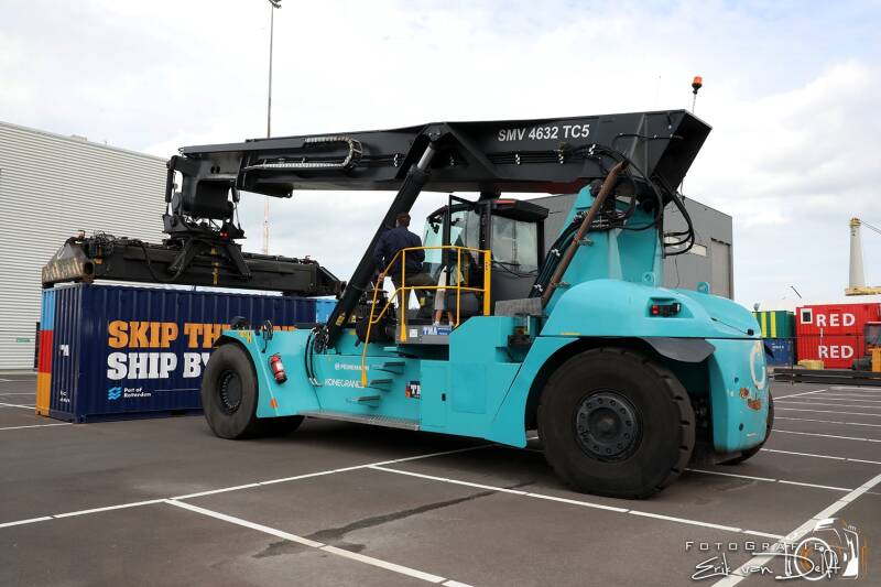 zaan5913-standard.jpg