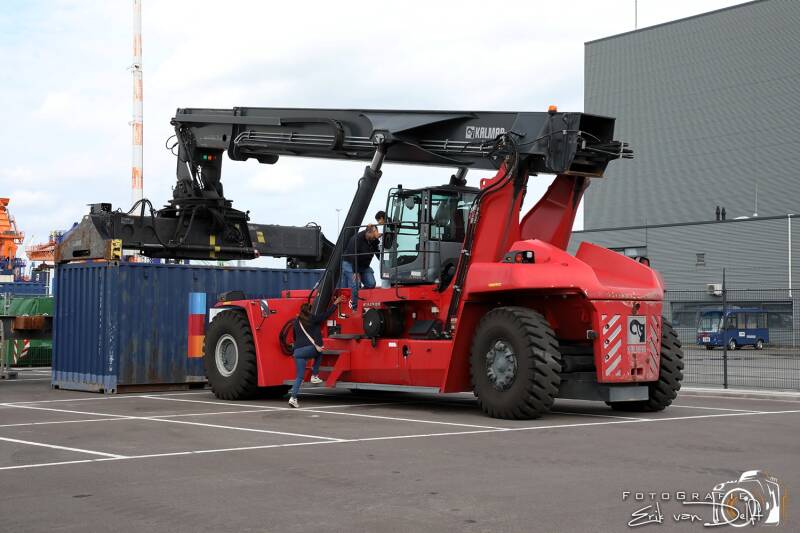 zaan5914-standard.jpg