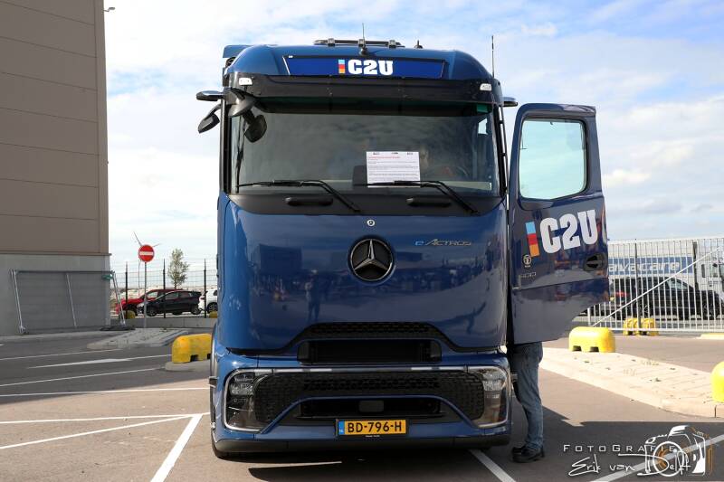 zaan5927-standard.jpg