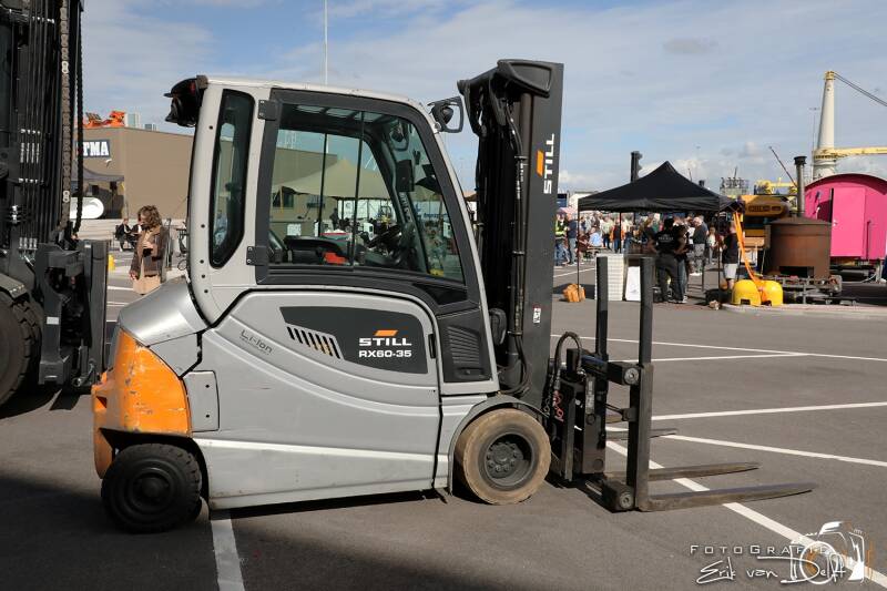 zaan5933-standard.jpg