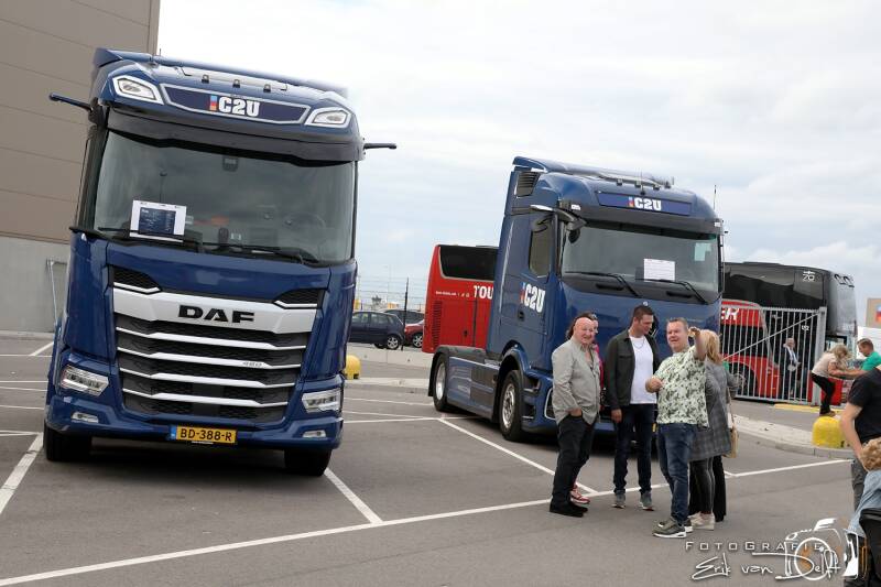 zaan5959-standard.jpg