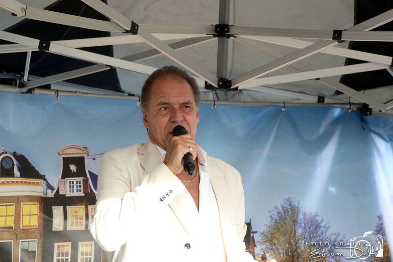 zaan6364-standard.jpg