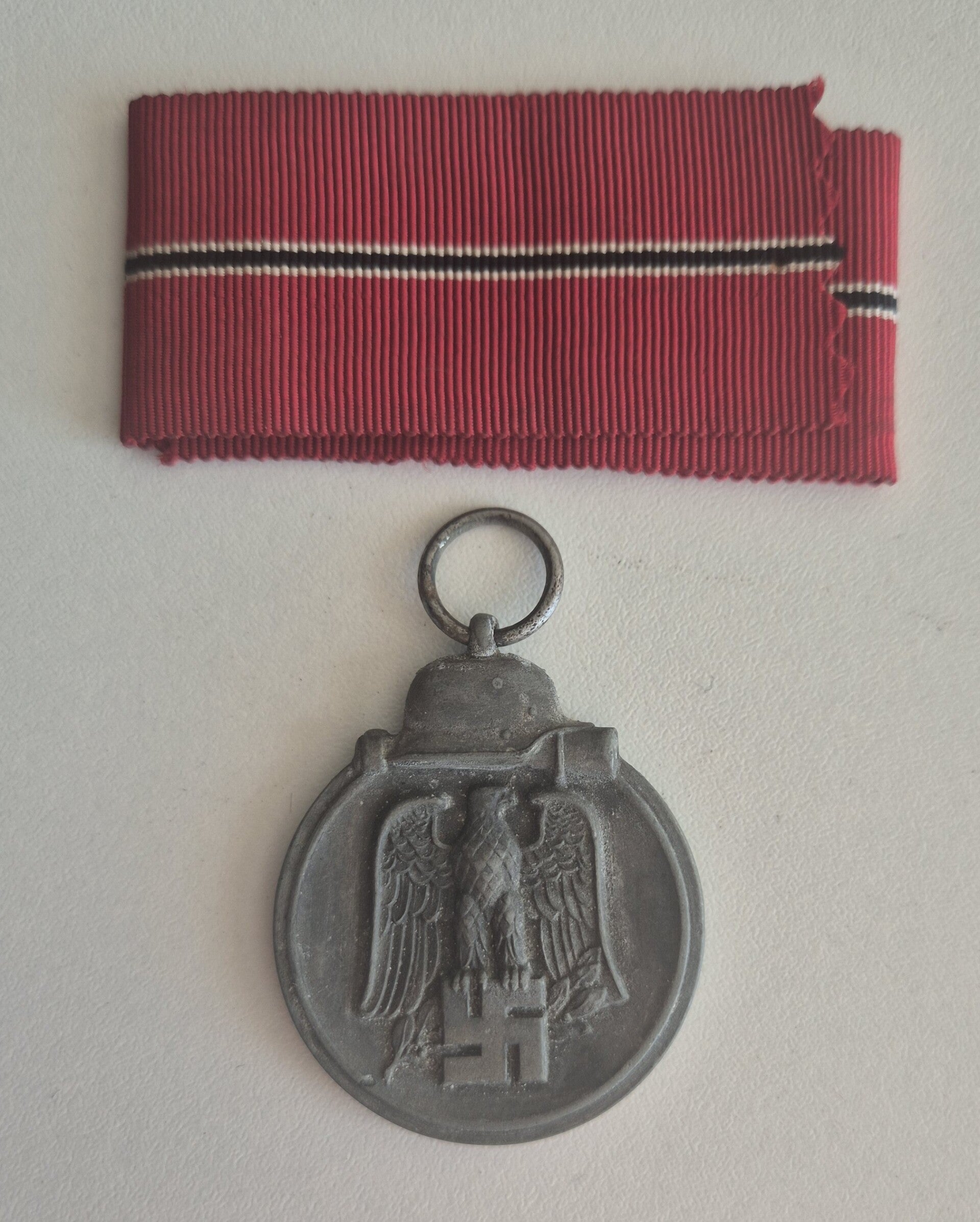 German Winterschlacht im Osten 1941/42 medal maker “40”