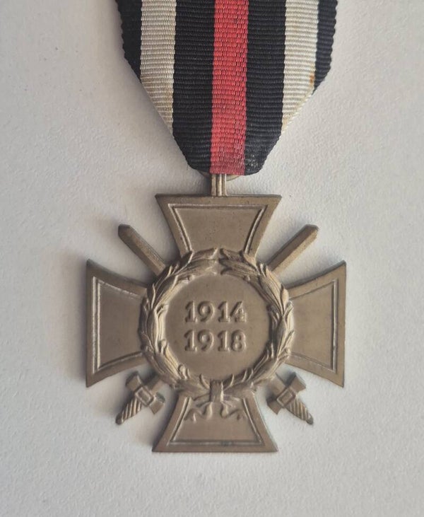 HIndenburg cross with swords. Maker marked 'L. NBG'