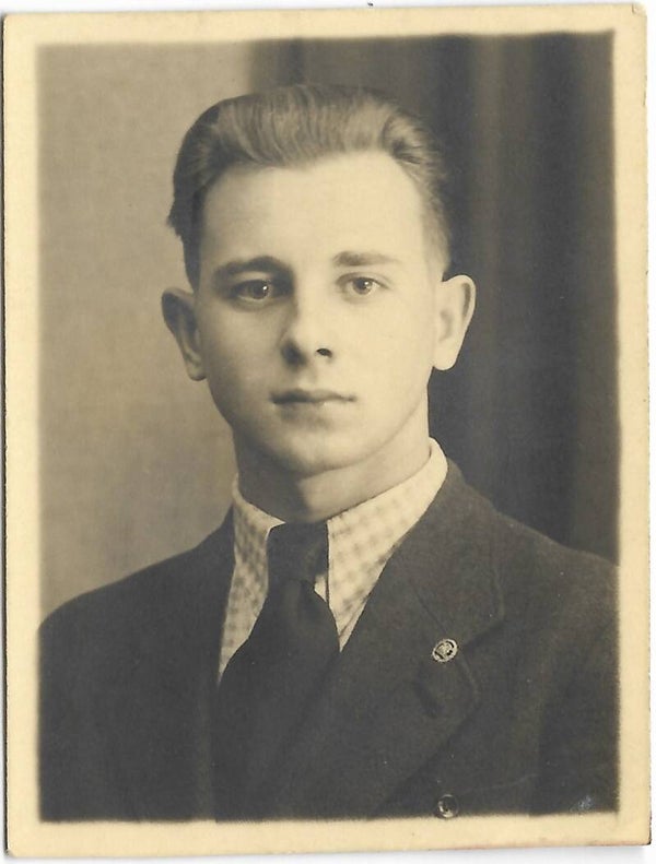 Young German with DRL needle