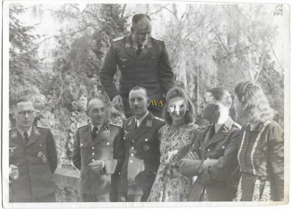 Senior SD and Luftwaffe officers   (Obersturmführer & Hauptsturmführer)