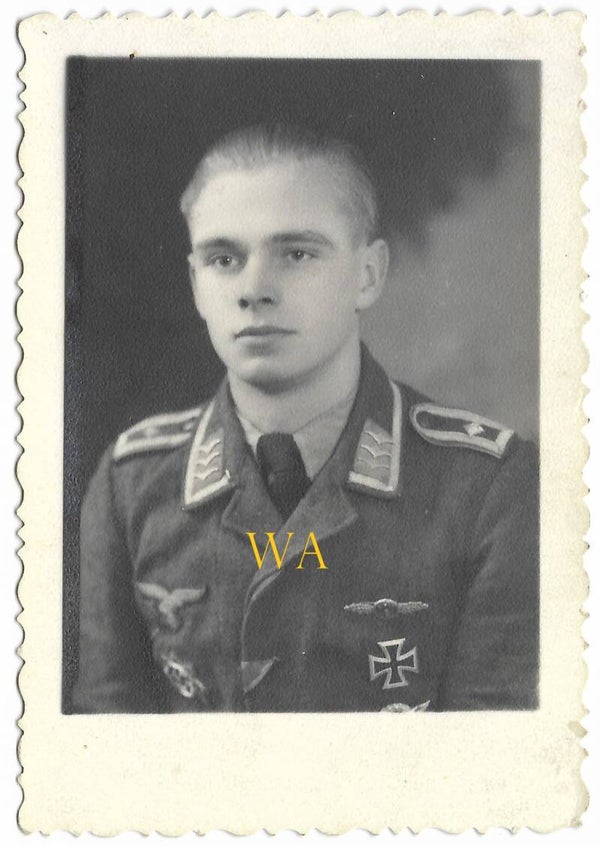 Very highly decorated Luftwaffe pilot with the German Cross in Gold.